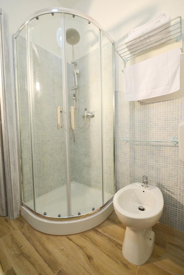 Hotel Made Позада Екстериор снимка